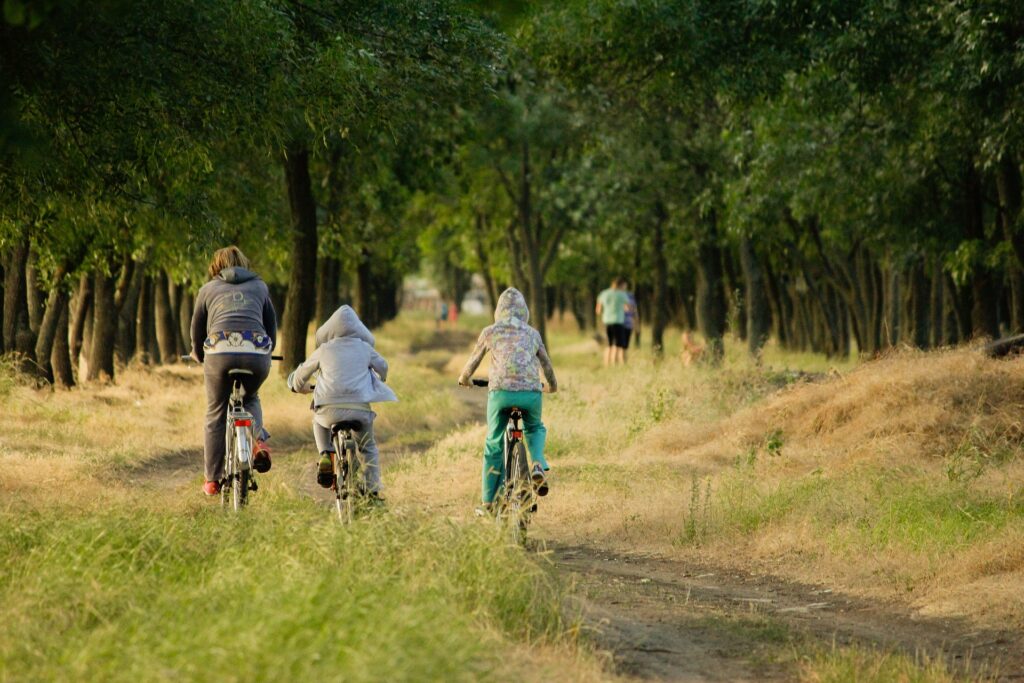 Sortie à vélo en famille : beaucoup de pauses et de coups de pédale